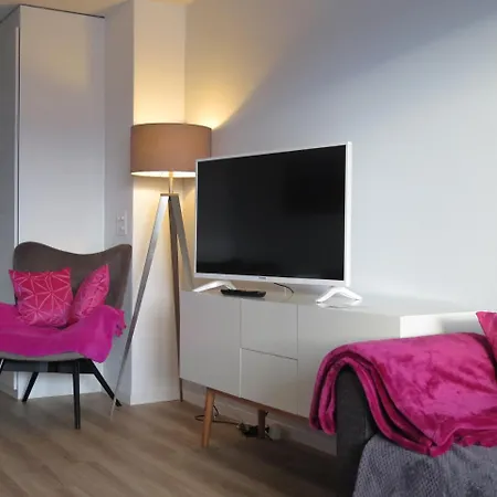 Swiss Seeblick Mit Hotelanbindung Apartment *