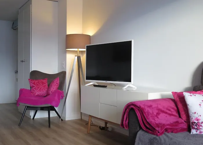 Swiss Seeblick Mit Hotelanbindung Lejlighed *