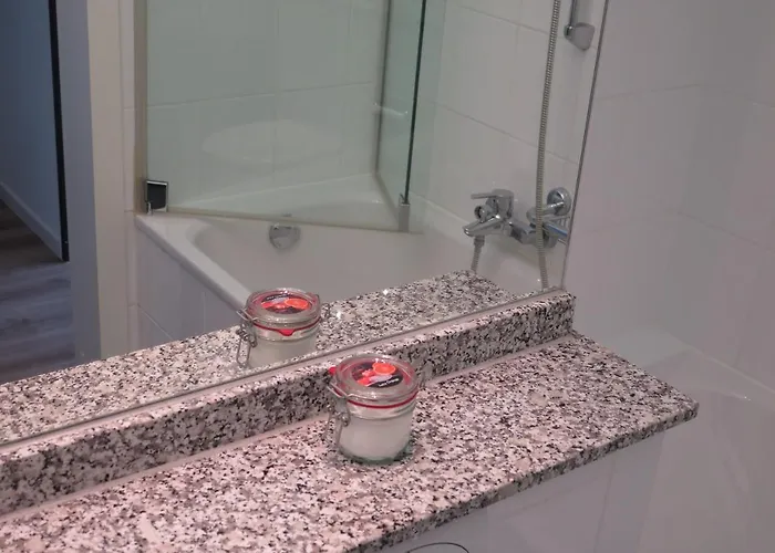 Swiss Seeblick Mit Hotelanbindung Lägenhet